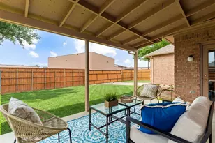 1414 Saddleback Ln, Lewisville, TX 75067 - Photo 32