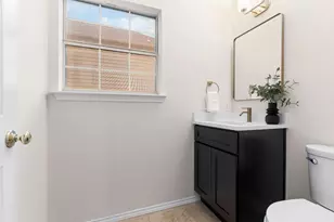 1414 Saddleback Ln, Lewisville, TX 75067 - Photo 8