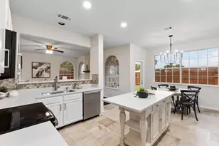 1414 Saddleback Ln, Lewisville, TX 75067 - Photo 14