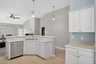 824 High Meadow Ct, Lewisville, TX 75077 - Photo 8