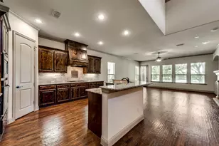 2329 Chadwick Ln, Garland, TX 75044 - Photo 10