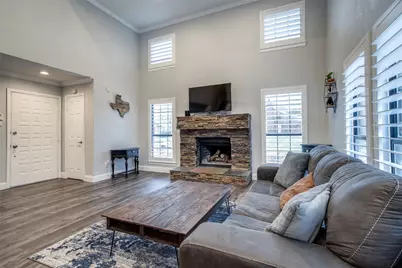 1916 Cheyenne Drive, Carrollton, TX 75010 - Photo 4