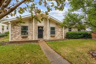 4105 Astoria St, Irving, TX 75062 - Photo 2