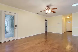 4105 Astoria St, Irving, TX 75062 - Photo 8