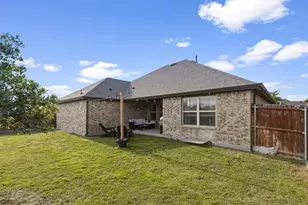 208 Hitching Post Rd, Red Oak, TX 75154 - Photo 18