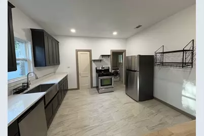4876 E Williams Spring Rd, Fort Worth, TX 76135 - Photo 2