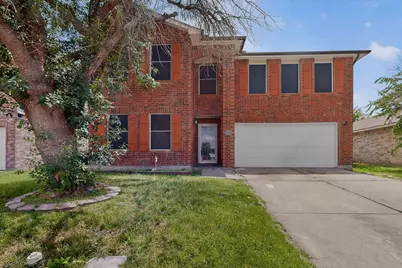 2216 Chestnut Drive, Little Elm, TX 75068 - Photo 2