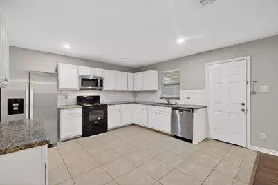 2216 Chestnut Drive, Little Elm, TX 75068 - Photo 14
