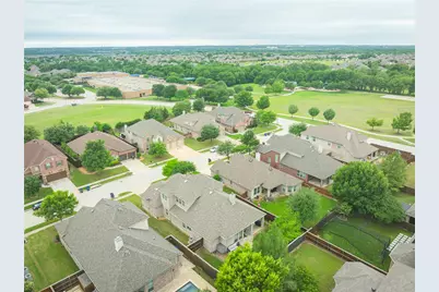 5320 Grovewood Drive, McKinney, TX 75071 - Photo 4
