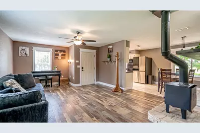 8147 Fawn Circle, Granbury, TX 76049 - Photo 10