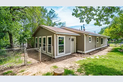 8147 Fawn Circle, Granbury, TX 76049 - Photo 2