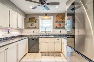 8147 Fawn Cir, Granbury, TX 76049 - Photo 14