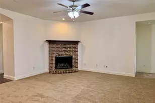 1313 Roadrunner Dr, Little Elm, TX 75068 - Photo 8