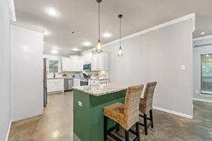 1623 Hawthorne St, Cleburne, TX 76033 - Photo 16