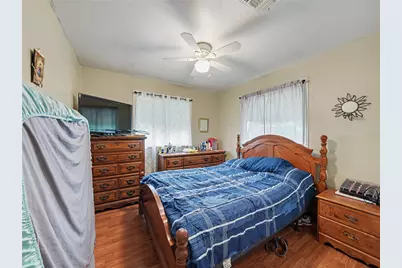 1217 California Parkway S, Fort Worth, TX 76134 - Photo 10