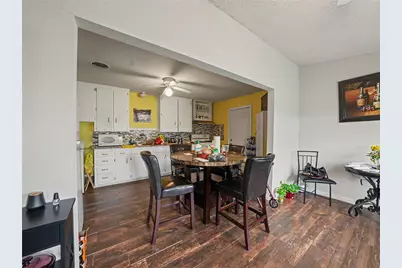 1217 California Parkway S, Fort Worth, TX 76134 - Photo 12