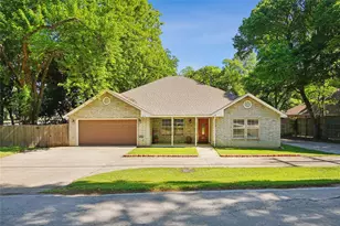 211 Ashford Ln, Midlothian, TX 76065 - Photo 1