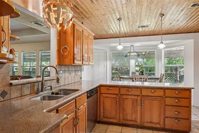 211 Ashford Lane, Midlothian, TX 76065 - Photo 2