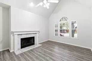 306 Santa Fe Trail, Irving, TX 75063 - Photo 2