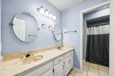 909 Valley View Avenue, Red Oak, TX 75154 - Photo 26