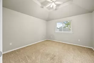 909 Valley View Ave, Red Oak, TX 75154 - Photo 24
