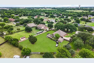 909 Valley View Avenue, Red Oak, TX 75154 - Photo 36