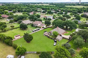 909 Valley View Ave, Red Oak, TX 75154 - Photo 36