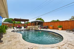 2609 Grandview Dr, Plano, TX 75075 - Photo 4