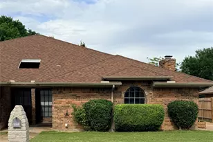 7223 Fuller Cir, Fort Worth, TX 76133 - Photo 2