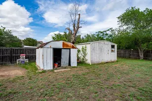 1442 Lowden St, Abilene, TX 79601 - Photo 40