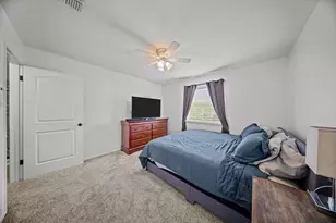1602 Lancelot Cir, Grand Prairie, TX 75050 - Photo 22