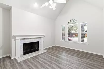 306 Santa Fe Trail, Irving, TX 75063 - Photo 2