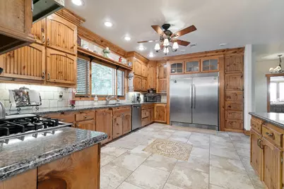 132 Southside Drive, Gainesville, TX 76240 - Photo 8