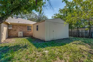 3800 Van Deman Dr, Benbrook, TX 76116 - Photo 18