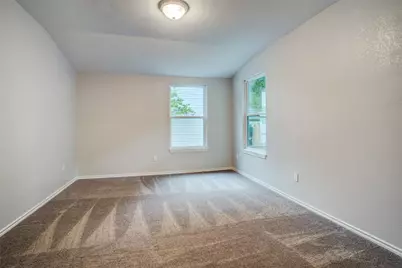 508 W Lone Star Avenue, Cleburne, TX 76033 - Photo 14