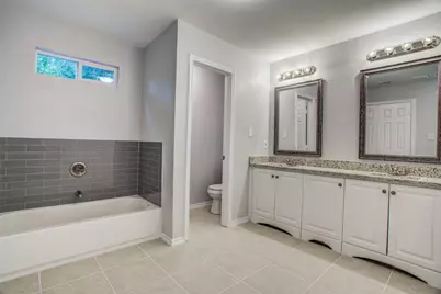 508 W Lone Star Avenue, Cleburne, TX 76033 - Photo 16