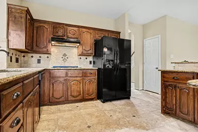 1621 Churchill Lane, Mansfield, TX 76063 - Photo 6