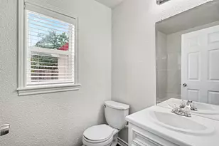 416 S Madison Pl, Ponder, TX 76259 - Photo 14