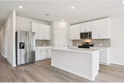 404 Castle Road, Sherman, TX 75092 - Photo 4