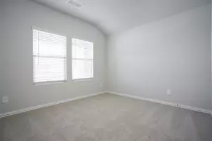 404 Castle Rd, Sherman, TX 75092 - Photo 16