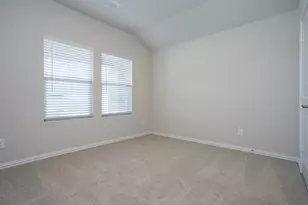 404 Castle Rd, Sherman, TX 75092 - Photo 20