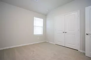 404 Castle Rd, Sherman, TX 75092 - Photo 14