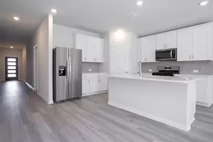 404 Castle Rd, Sherman, TX 75092 - Photo 6