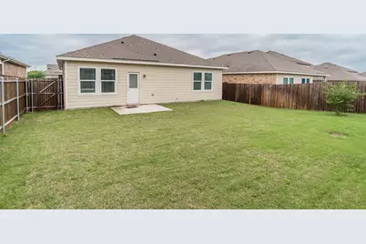 1637 Shadow Hawk Drive, Fort Worth, TX 76052 - Photo 18