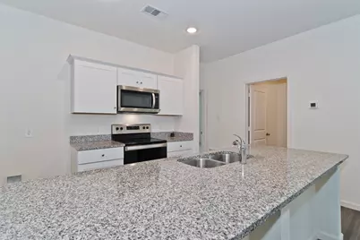 1637 Shadow Hawk Drive, Fort Worth, TX 76052 - Photo 6