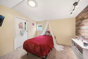 902 Travis Ave, Alvarado, TX 76009 - Photo 20
