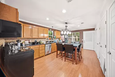 902 Travis Avenue, Alvarado, TX 76009 - Photo 8