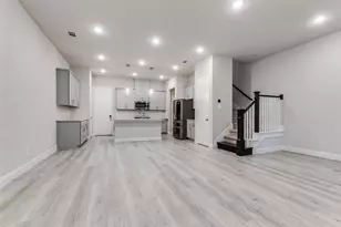 1888 Strand St, Farmers Branch, TX 75234 - Photo 4