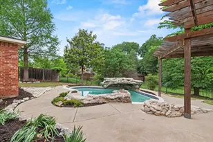 1909 Wind Lake Cir, Garland, TX 75040 - Photo 34
