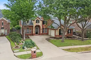 1909 Wind Lake Cir, Garland, TX 75040 - Photo 2